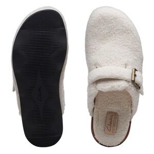 NWT Clark’s Clogs Size 9.5